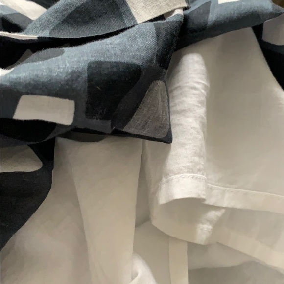 Breezy Elastic Waist Banana Republic Summer Skirt - Picture 5 of 5